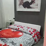 Hause Luisa Naples