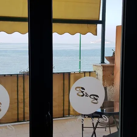 Hause Luisa Konukevi *