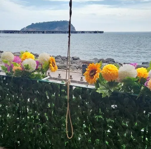 Hause Luisa * Nápoles