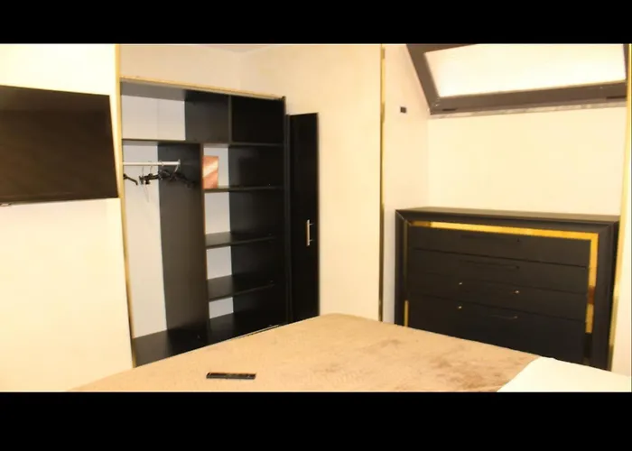 Πανσιόν Hause Luisa *